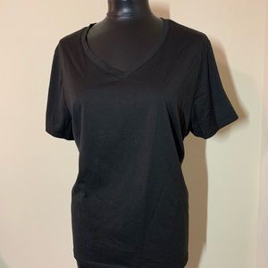 New without tag black t-shirt
